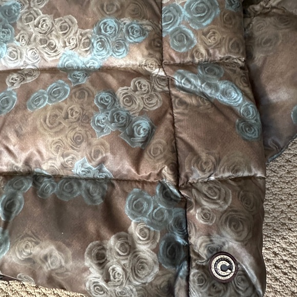 Women’s Colmar Puffer Jacket in Unique Floral Print - Picture 6 of 10